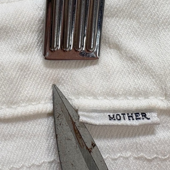 Mother The Teaser Donut Roll Shorts Size 26 - Picture 10 of 10